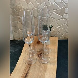 SCHOTT ZWEISEL | Set of 4 | Pure Crystal Champagne Flutes